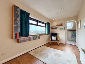 Photo 27- click for photo gallery